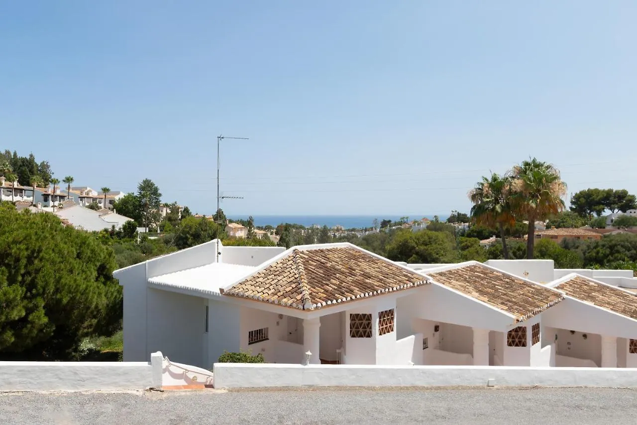 Apartment Lovely 2 Bed Apt Overlooking Golf Sitio de Calahonda Spain